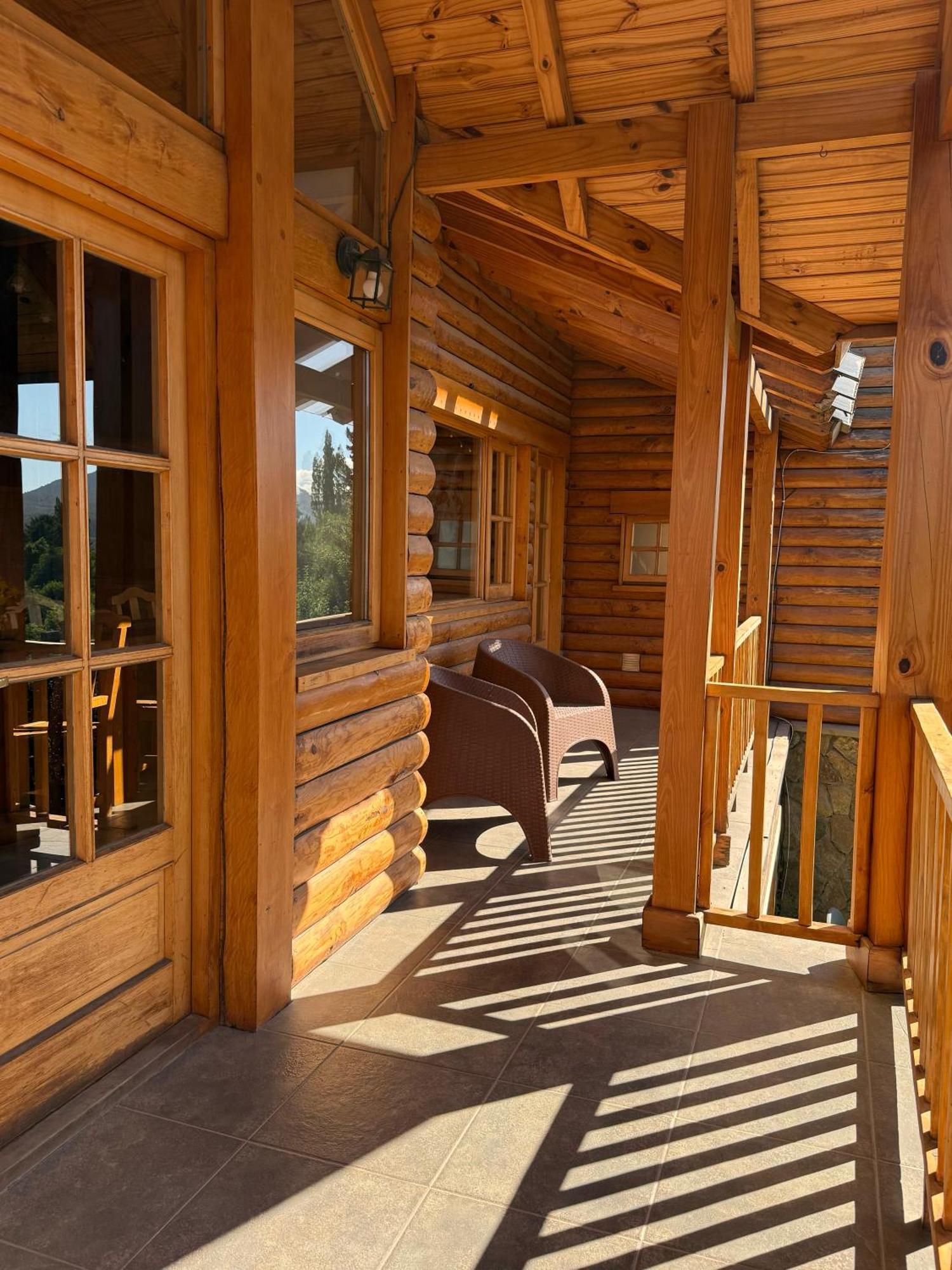 Hosteria Baerenhaus San Martín de los Andes Exterior photo