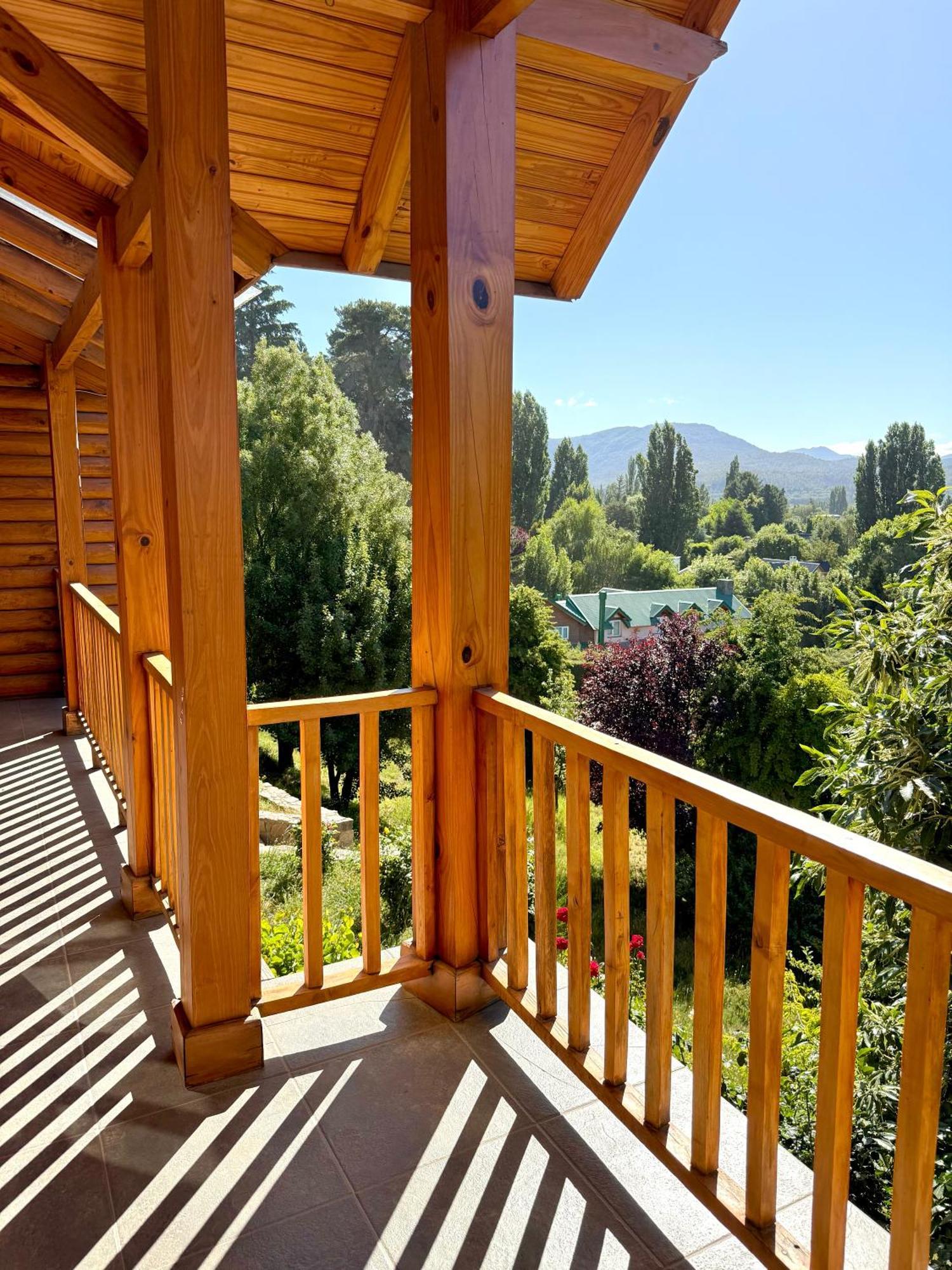 Hosteria Baerenhaus San Martín de los Andes Exterior photo